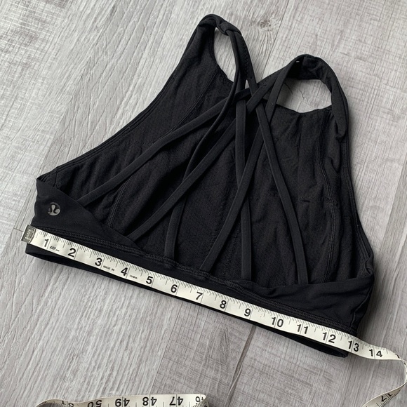 Lululemon Energy Bra for Women, size 6. - Picture 4 of 6